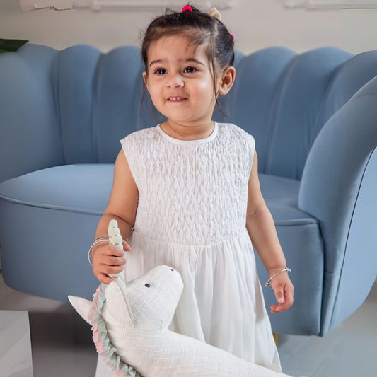 sustainable baby outfit